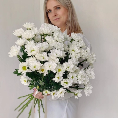 Букет «Ромашка» — свежесть белых хризантем в деревенском стиле Самара Самарская область Букет «Ромашка» — свежесть белых хризантем в деревенском стиле Самара Самарская область