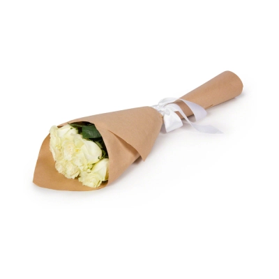 Букет из 7 белых роз в крафте Букет из 7 белых роз в крафте