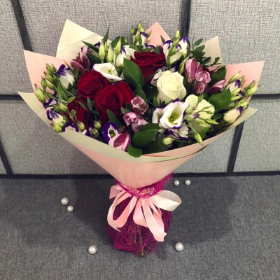 Букет из роз, эустом и альстромерий – гармония утонченности и свежести Самара Самарская область Букет из роз, эустом и альстромерий – гармония утонченности и свежести Самара Самарская область
