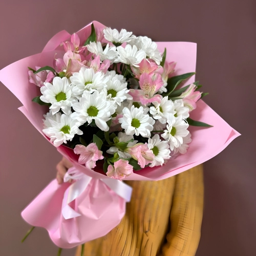 Букет «Поцелуй бабочки» нежность белых хризантем и розовых альстромерий Самара Самарская область Букет «Поцелуй бабочки» нежность белых хризантем и розовых альстромерий Самара Самарская область